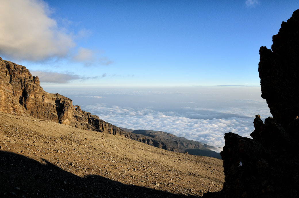 Vue dégagée sur le Kilimandjaro à Arrow Glacier Camp, Tanzanie