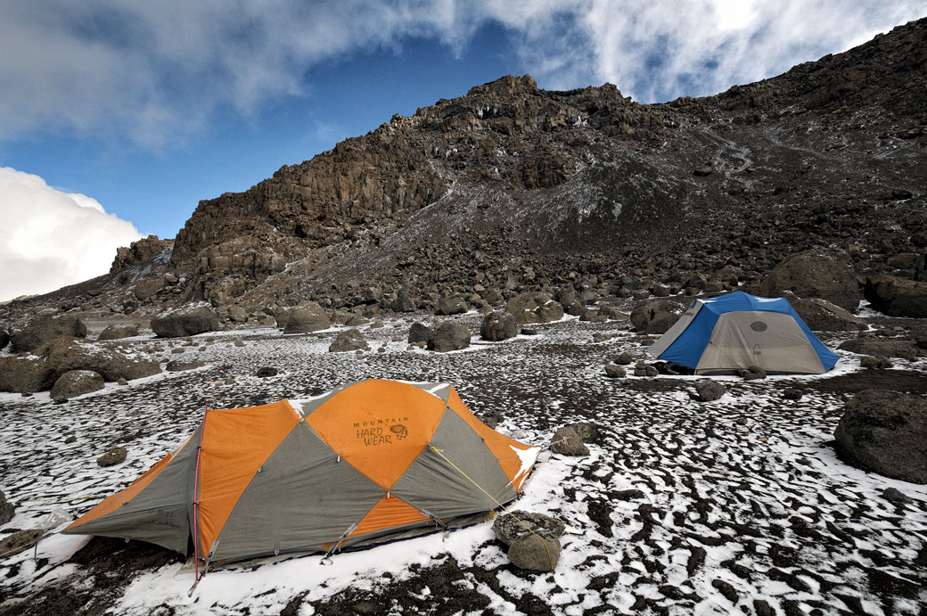 Tentes à Crater Camp sur le Kilimandjaro, Tanzanie