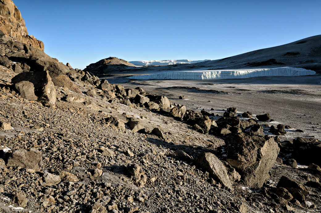 Glacier Furtwängler et champ de glace Nord sur le Kilimandjaro