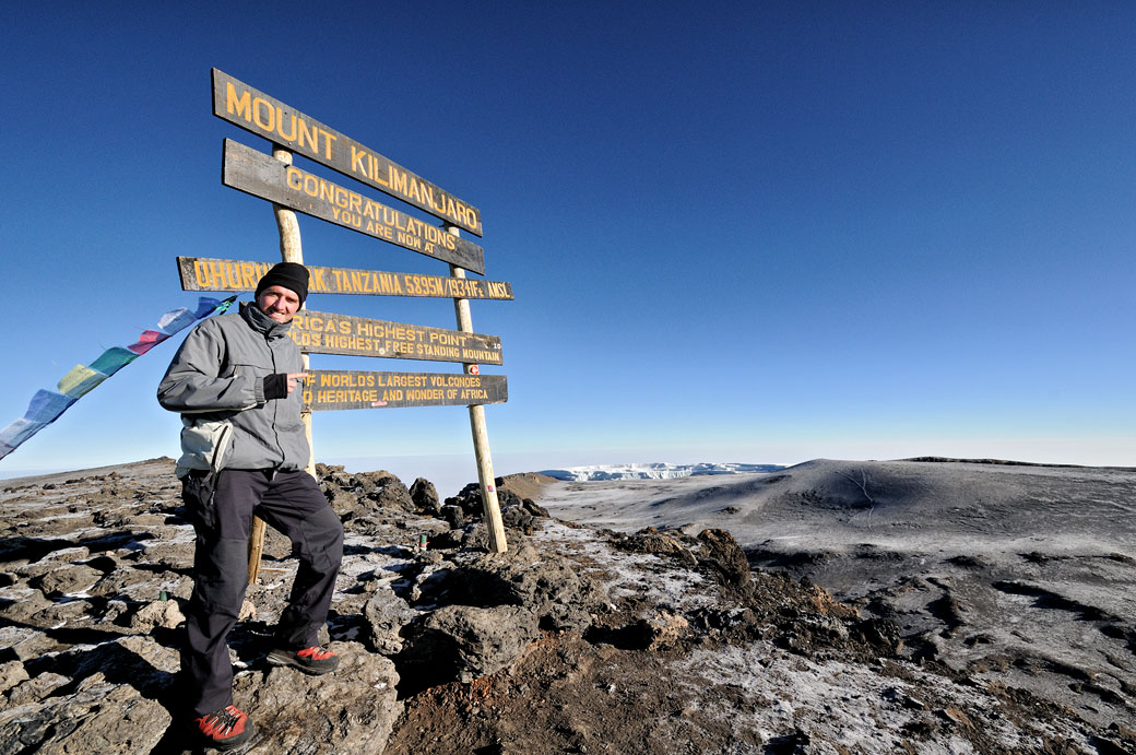 Pascal à Uhuru Peak, sommet du Kilimandjaro, Tanzanie