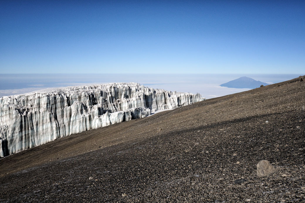 Glacier Sud et Mont Méru sur le Kilimandjaro, Tanzanie