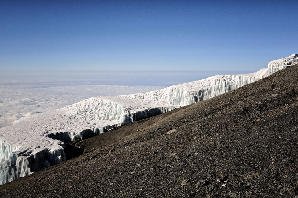 Champ de glace Sud près du sommet du Kilimandjaro, Tanzanie