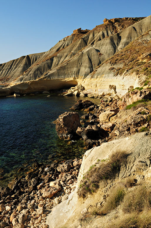 Falaises d'argile à Gnejna Bay. Malte