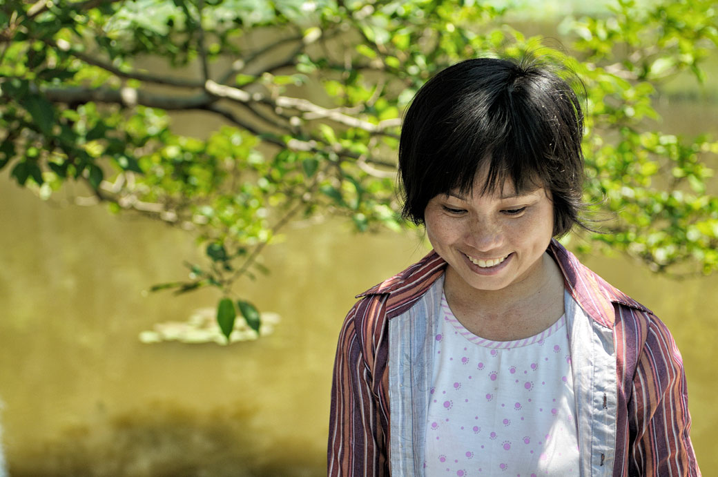 Jeune femme souriante, Vietnam
