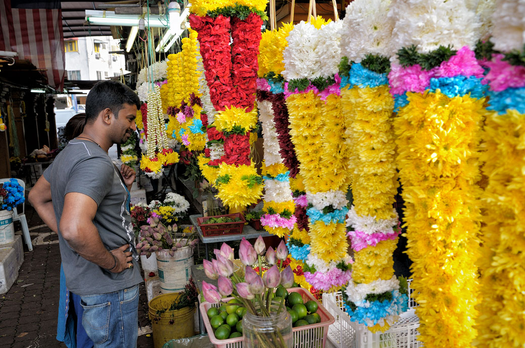 Marché aux fleurs dans le quartier de Brickfields à Kuala Lumpur