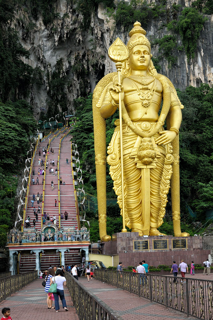 Statue de Murugan aux grottes de Batu à Kuala Lumpur
