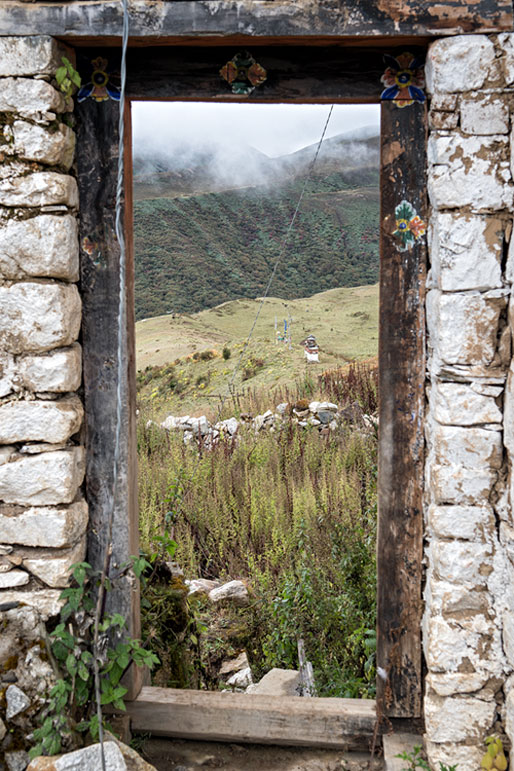 Une entrée du vieux Dzong de Lingshi, Bhoutan