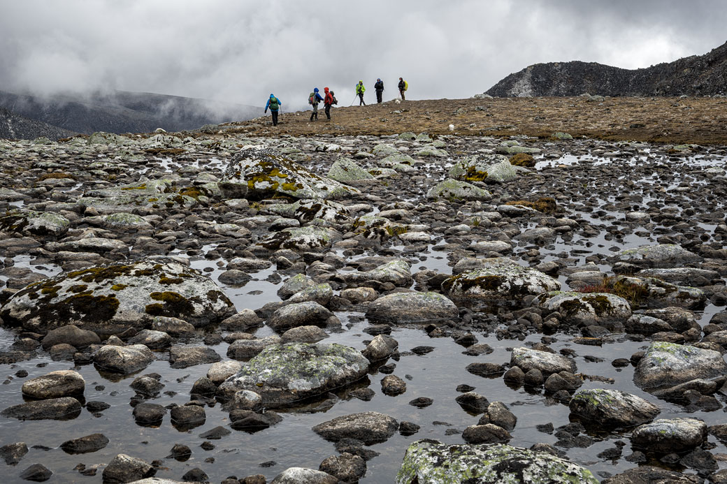 Trekkeurs près du camp de Tshochena, Bhoutan