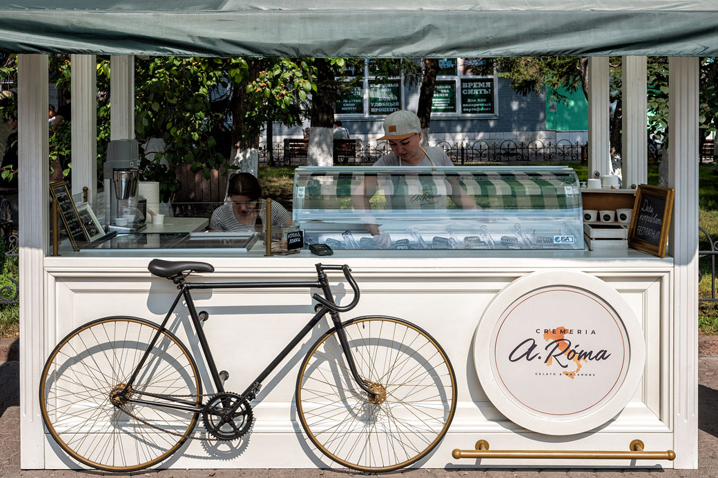 Glaces italiennes dans les rues de Krasnoyarsk, Russie