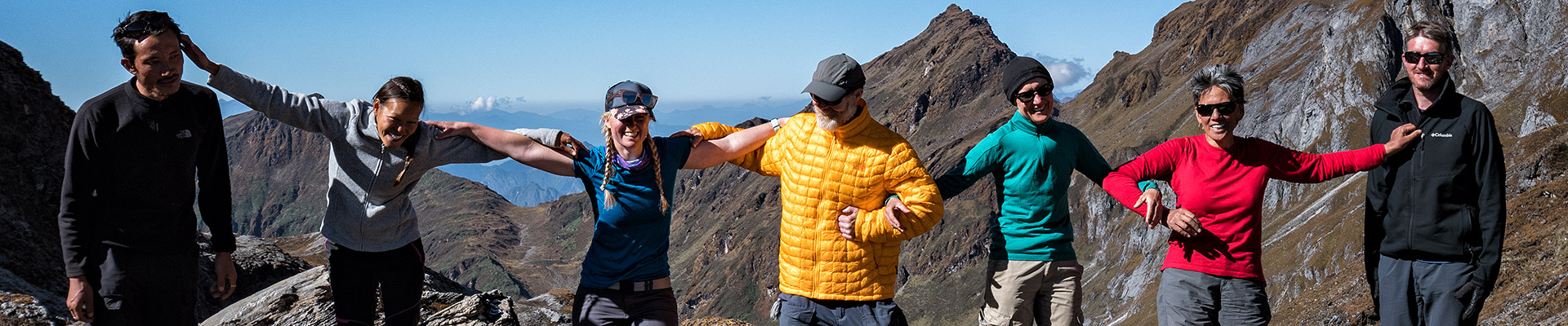Top image trekkeurs au col de Tempe La, Bhoutan
