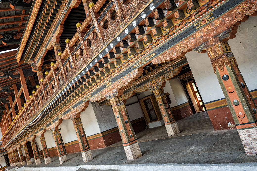 Architecture richement décorée du dzong de Punakha, Bhoutan