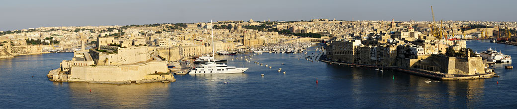 Panorama sur Isla et Birgu depuis La Valette, Malte