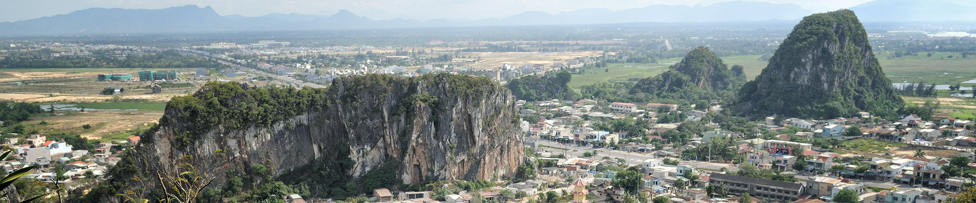 Top image Montagnes de Marbre de Da Nang, Vietnam