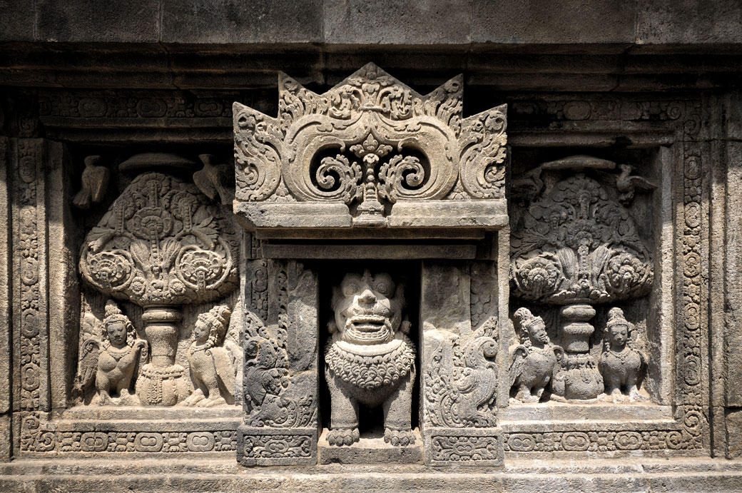 Bas-relief au Temple hindou de Prambanan, Indonésie