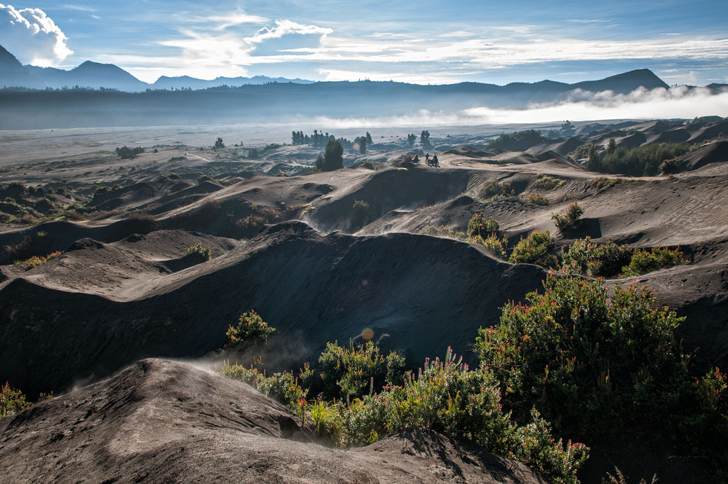 Contrefort du volcan Bromo dans la caldeira de Tengger, Indonésie