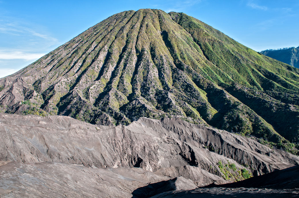 Volcan Batok dans la caldeira de Tengger, Indonésie