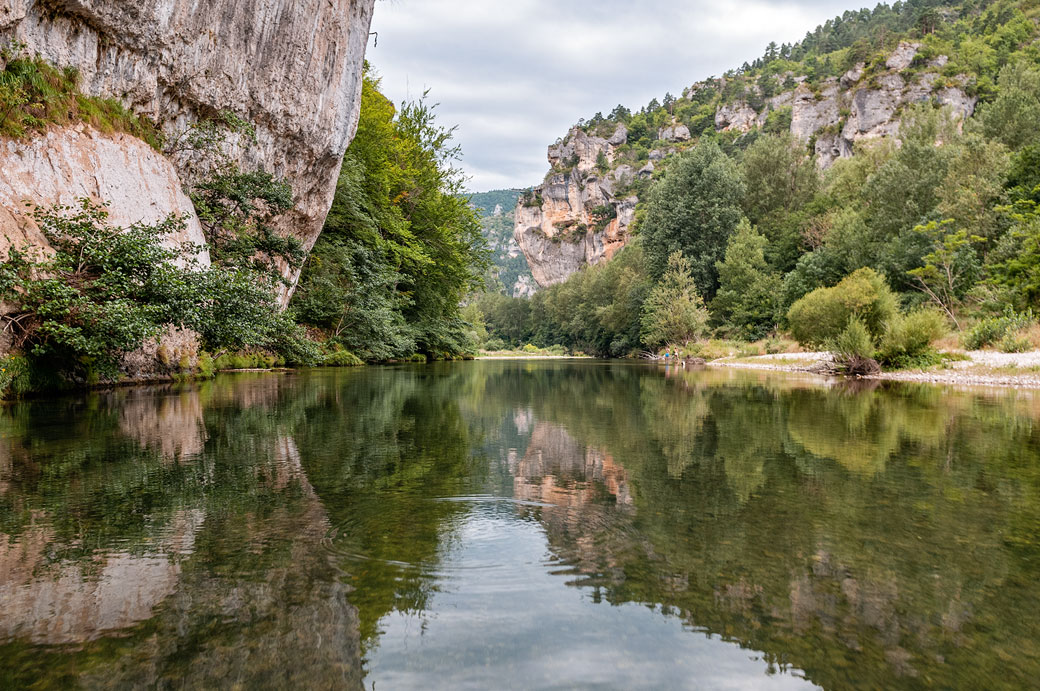 Reflet dans les belles gorges du Tarn, France