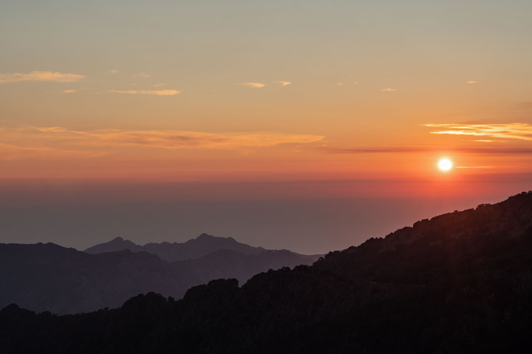 Coucher de soleil sur la mer depuis Ortu di u Piobbu, Corse