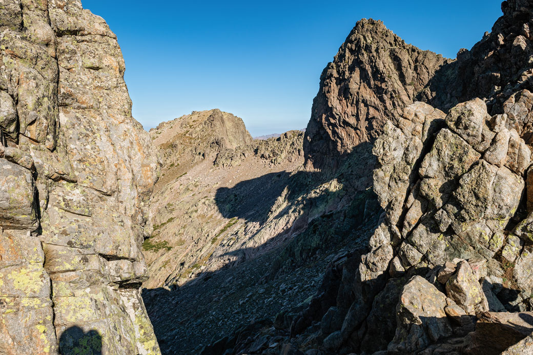 Brèche et col de Bocca alle Porte sur le GR20, Corse