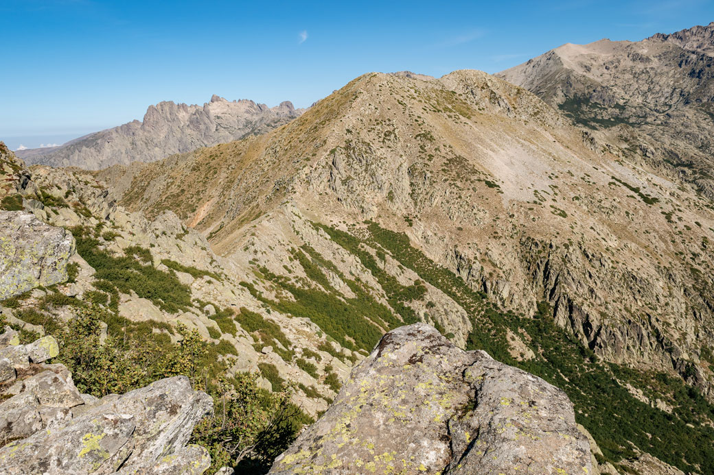 Montagnes rocailleuses entre Petra Piana et l'Onda, Corse