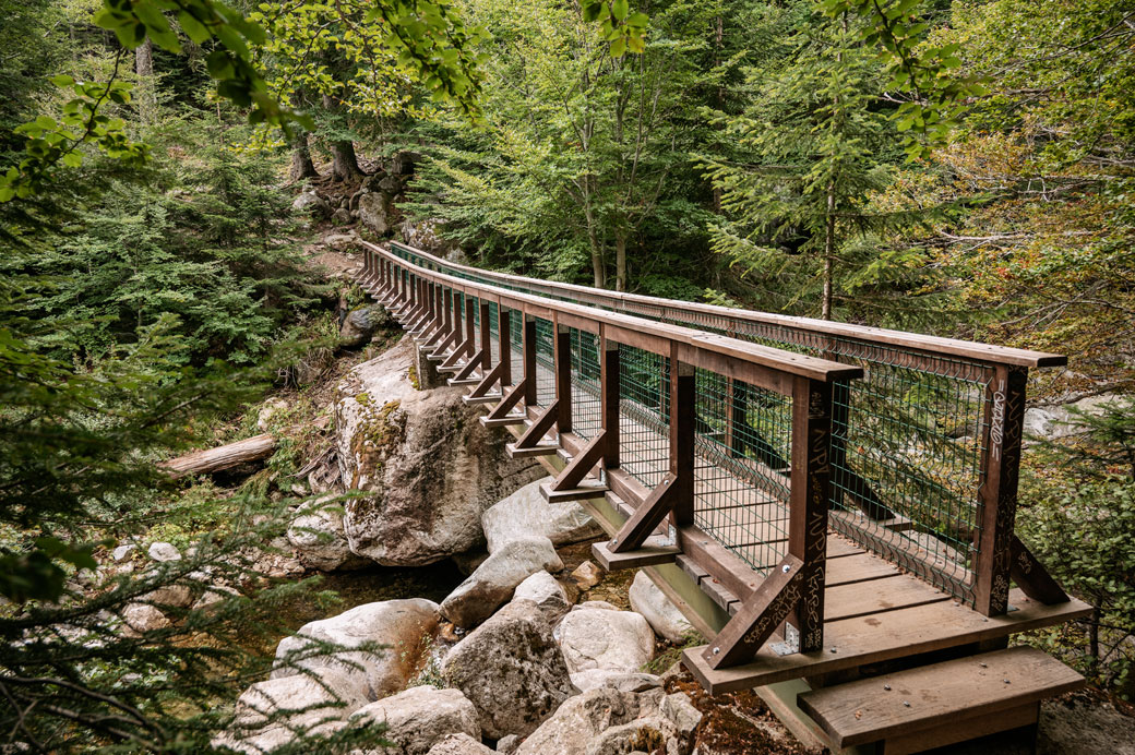 Passerelle de Marmano sur la 11e étape du GR20, Corse