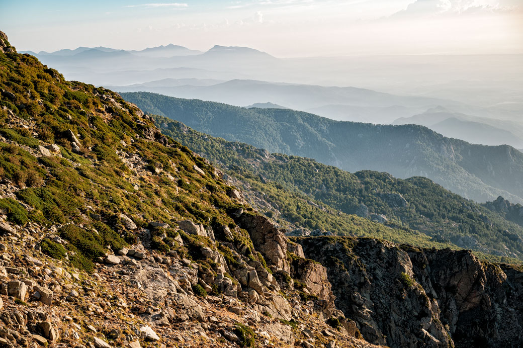 Versant est de la Corse sur la 12e étape du GR20, France