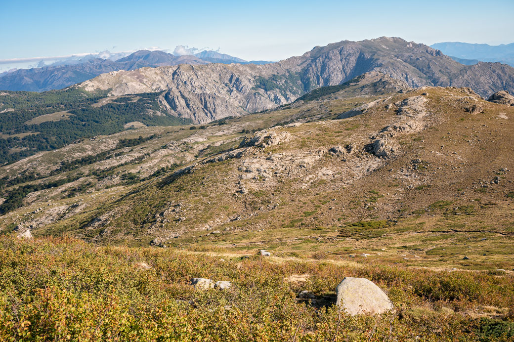 Montagnes du sud de la Corse depuis le Monte Incudine