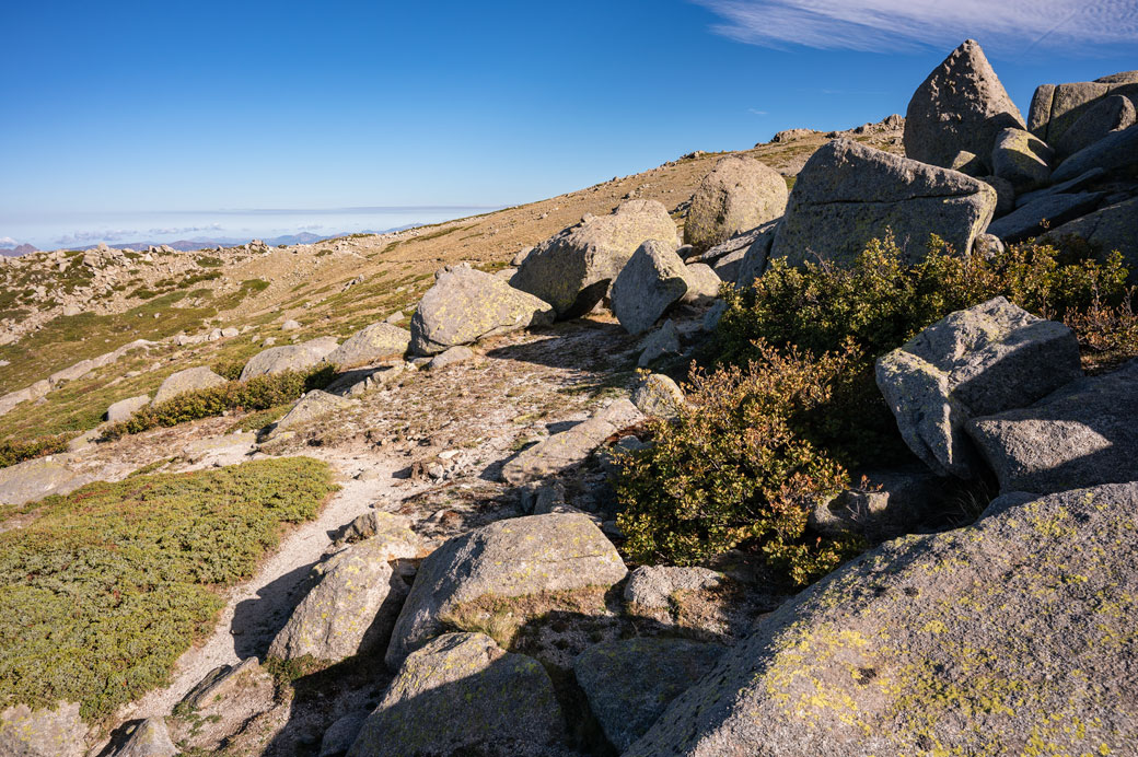 Chaos rocheux sur un versant du Monte Incudine, Corse