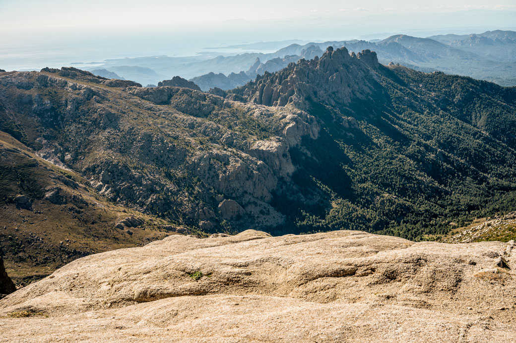 Aiguilles de Bavella depuis le Monte Incudine, Corse