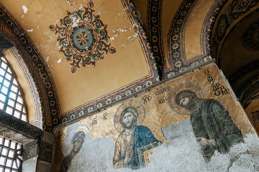 Mosaïque de la Déisis au premier étage du musée Sainte-Sophie