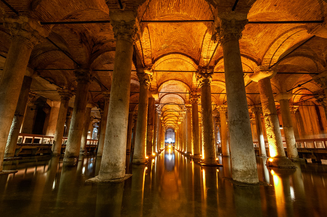 Colonnade de la Citerne Basilique (Yerebatan Sarnıcı) à Istanbul