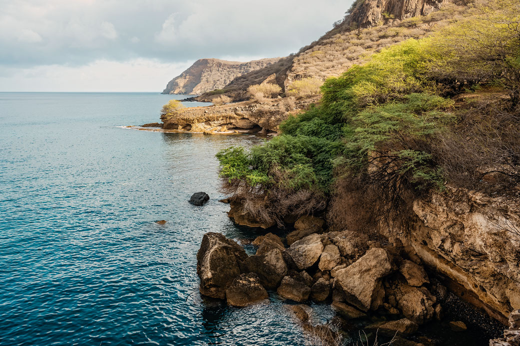 Côte sauvage de l'île de Santiago à Tarrafal, Cap-Vert