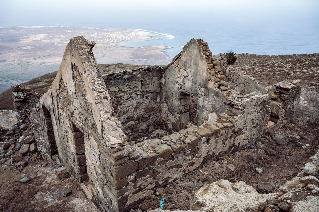 Maison en ruine sur le Monte Verde à São Vicente, Cap-Vert