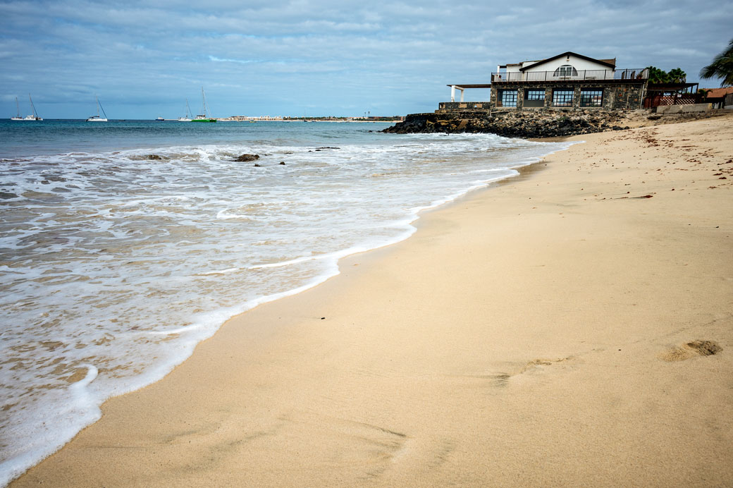 Maison sur une plage de Santa Maria, Cap-Vert