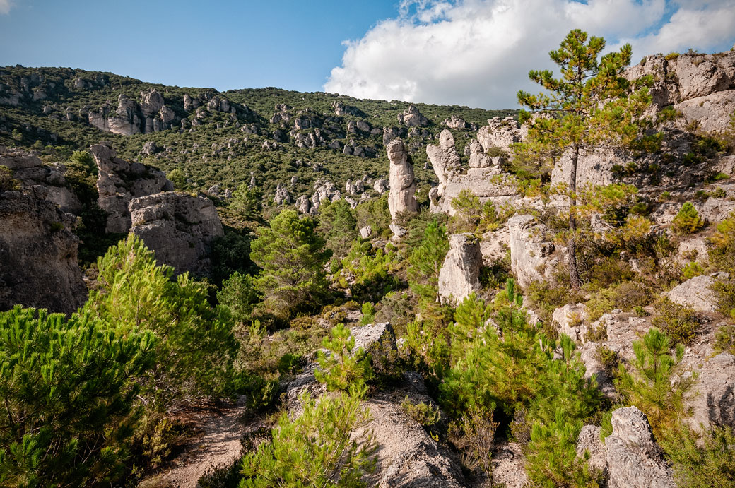 Chaos de rochers dans le cirque de Mourèze, France