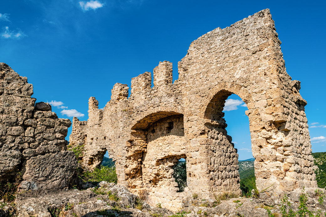 Ruines du Château du Géant à Saint-Guilhem-le-Désert Ruines du Château du Géant à Saint-Guilhem-le-Désert
