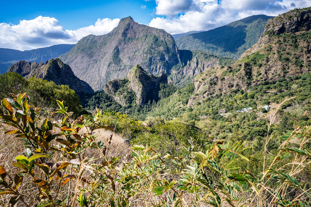 Le piton Cabris et le cirque de Mafate depuis Grand Place