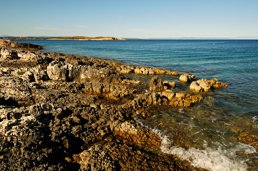 Côte sauvage du cap Kamenjak au sud de l'Istrie, Croatie