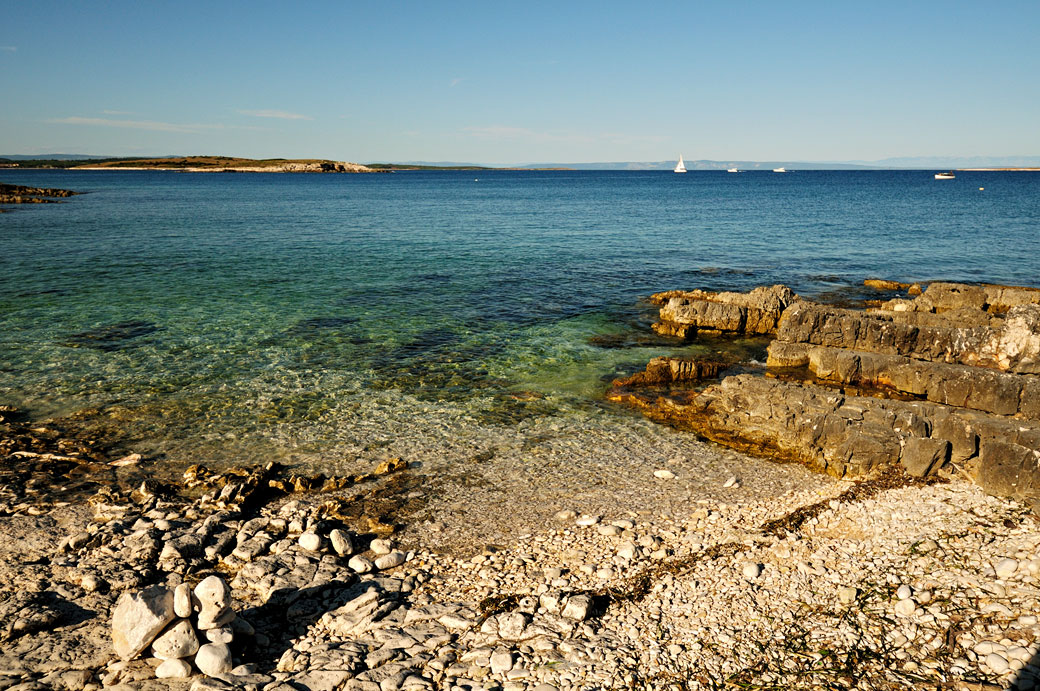 Petite plage au cap Kamenjak au sud de l'Istrie, Croatie