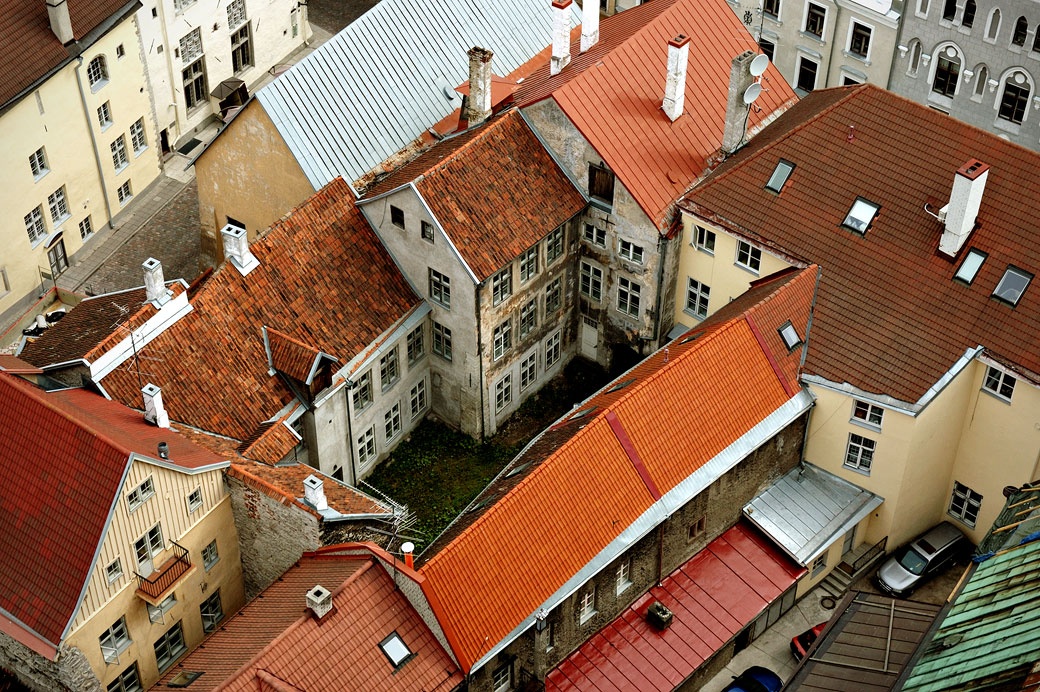 Toits de la vieille ville de Tallinn, Estonie
