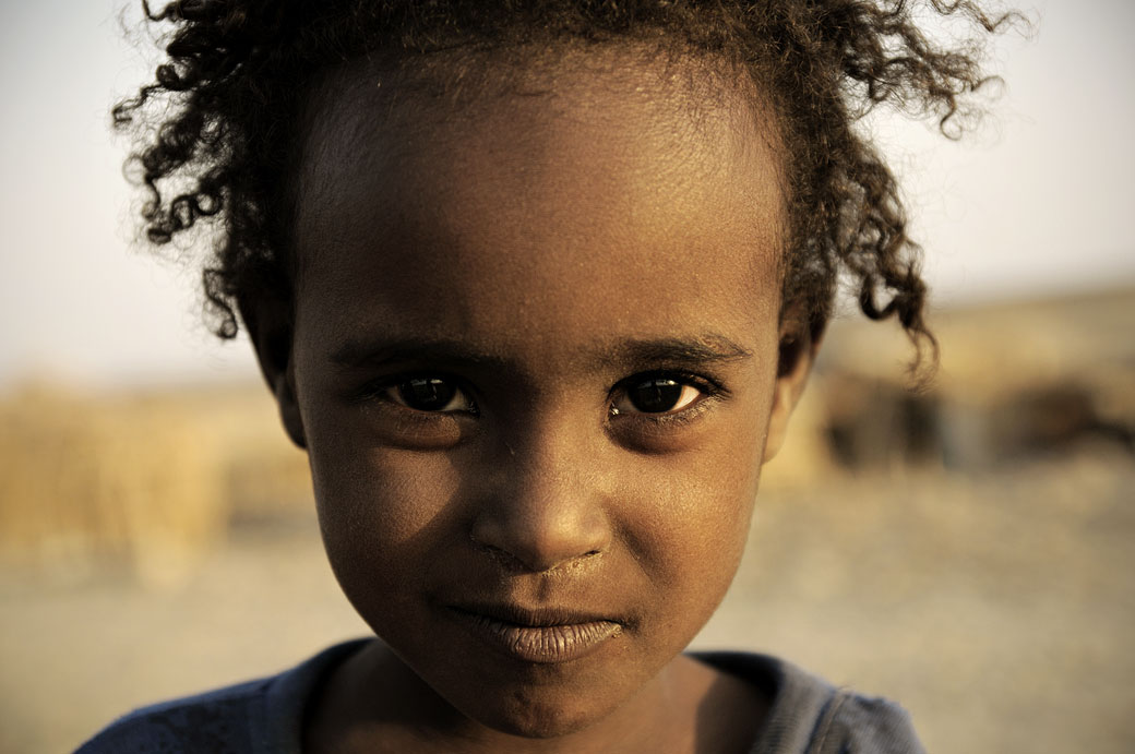 Portrait d'un enfant Afar à Ahmed Ela dans le désert du Danakil