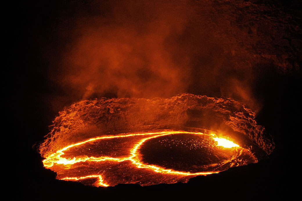 Volcan Erta Ale et son lac de lave, Ethiopie