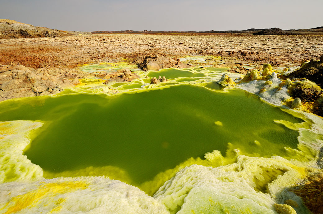 Lac d'acide vert au volcan Dallol, Ethiopie