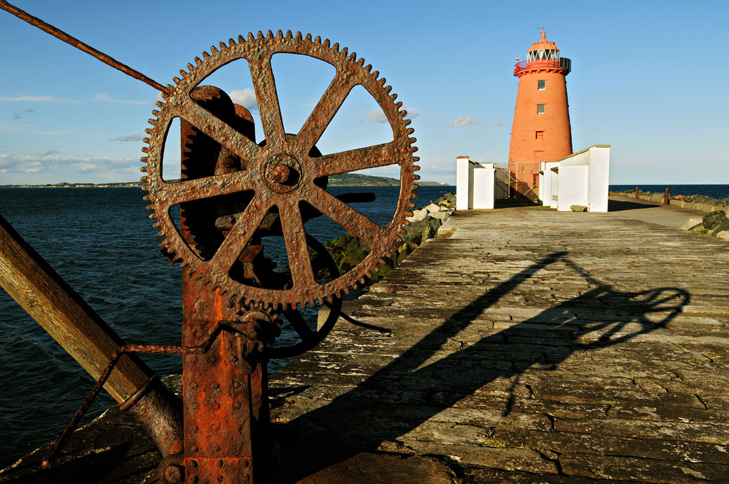 Phare de Poolbeg à l'extrémité du Great South Wall à Dublin