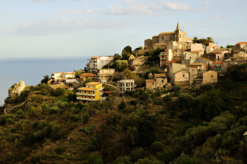 Le village de Forza d'Agrò en Sicile