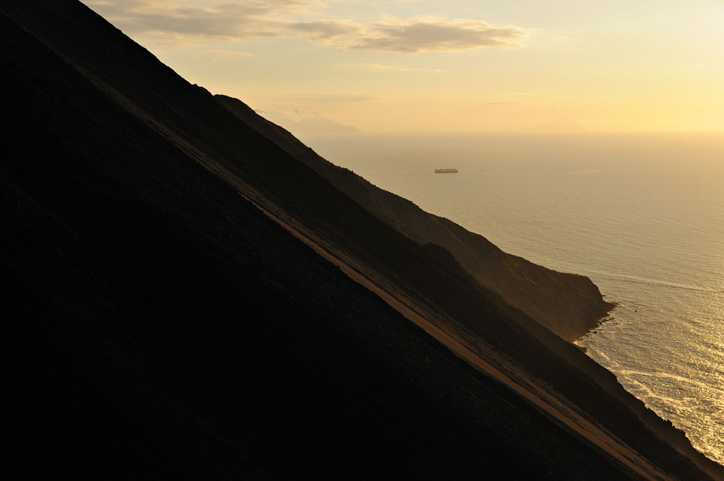 Sciara del Fuoco à Stromboli en Sicile, Italie