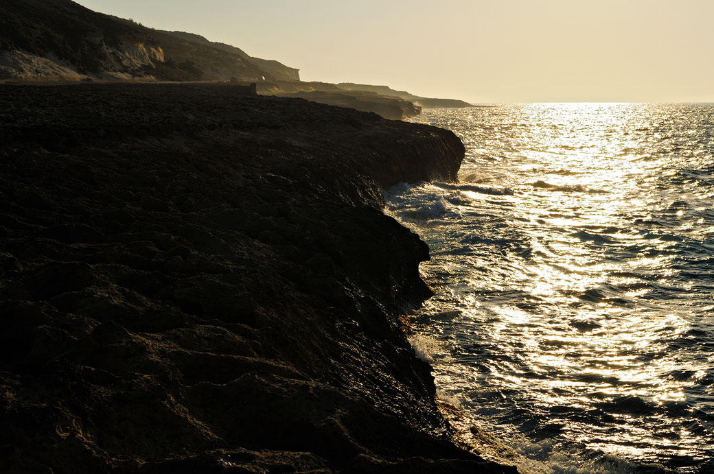 Côte nord de Gozo au coucher du soleil, Malte