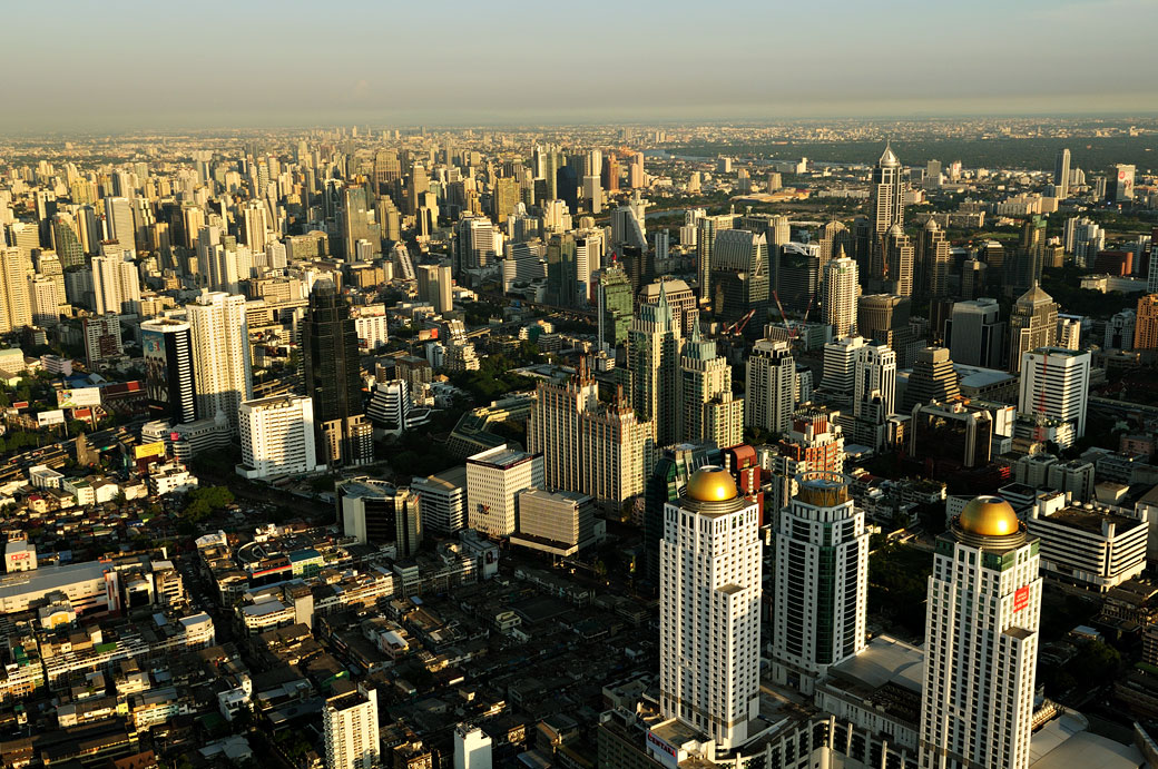 Bangkok et ses gratte-ciel depuis Baiyoke Tower II, Thaïlande