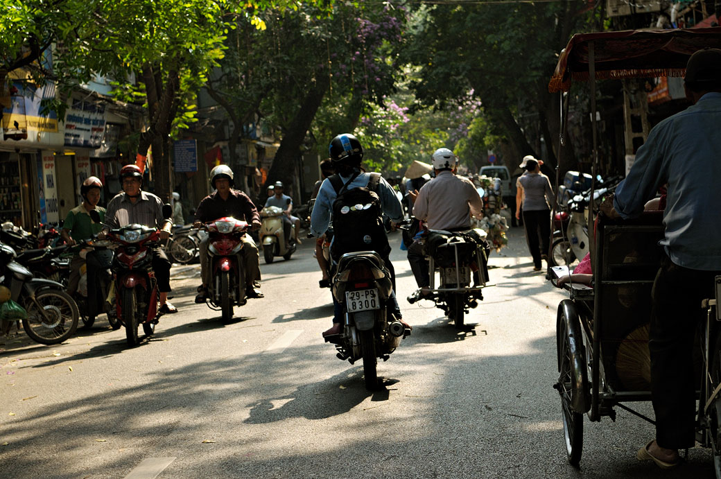 Deux-roues dans la vieille ville de Hanoi, Vietnam