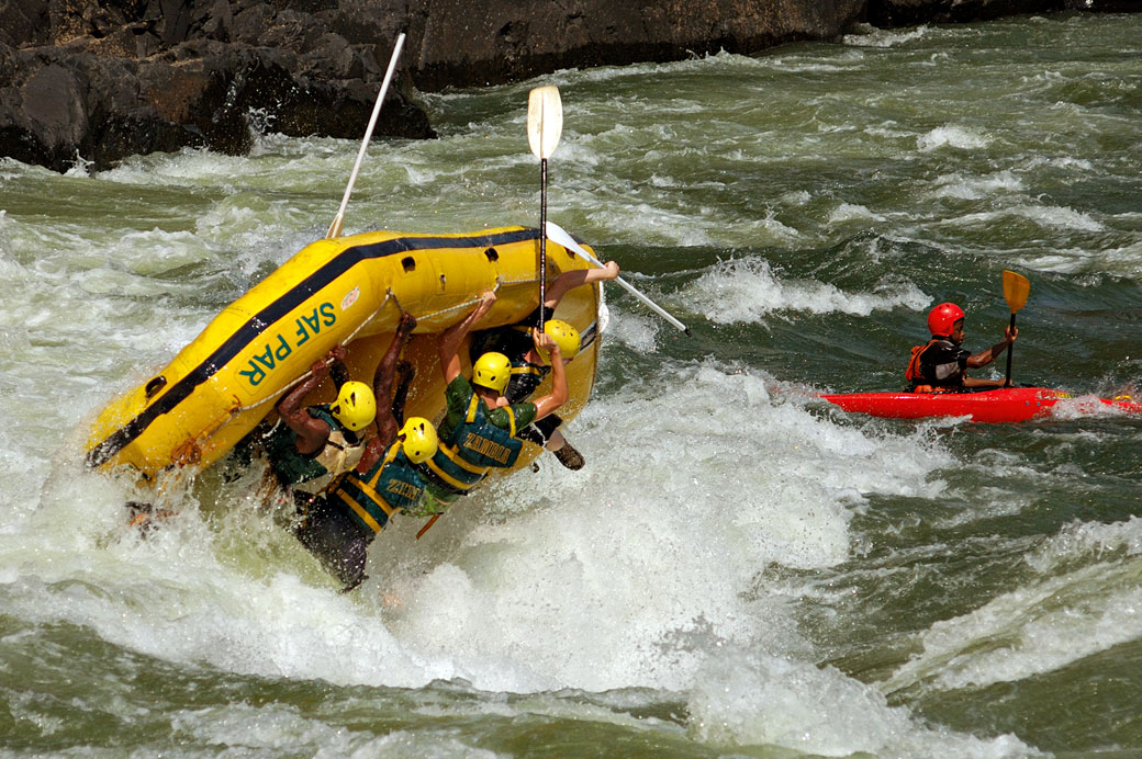 Rafting qui se retourne sur le Zambèze, Zambie